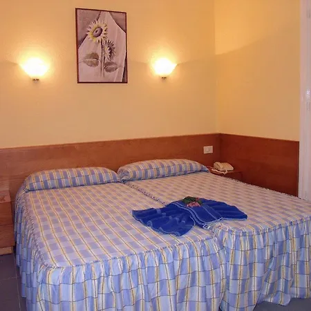 מלון Caleta Del Mar